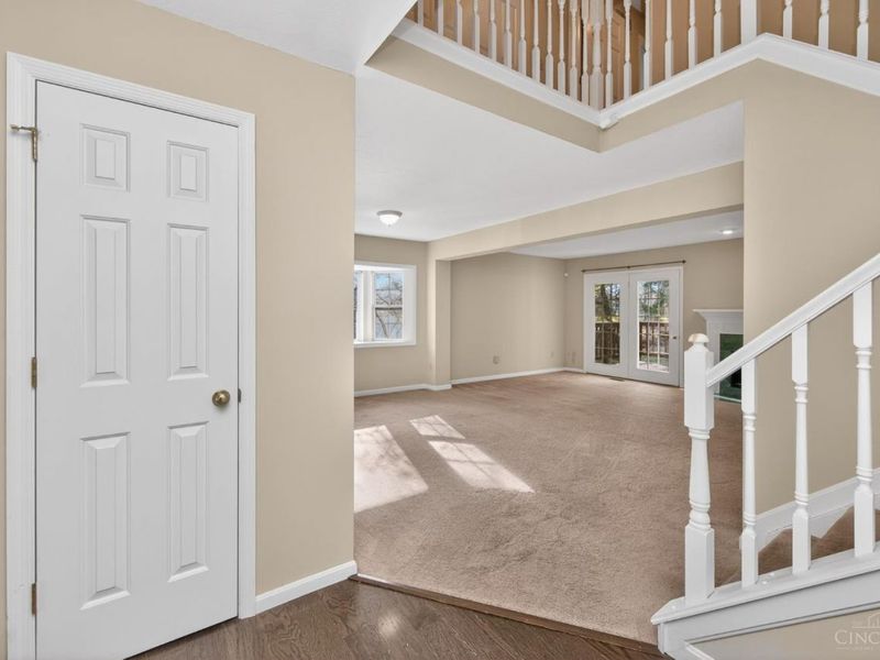 5033 Bristol Court, Loveland, OH 45140 Photo 3