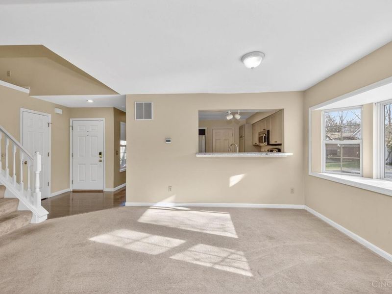 5033 Bristol Court, Loveland, OH 45140 Photo 6