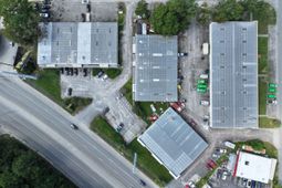 4030 Ashley Phosphate Road Road photo 4