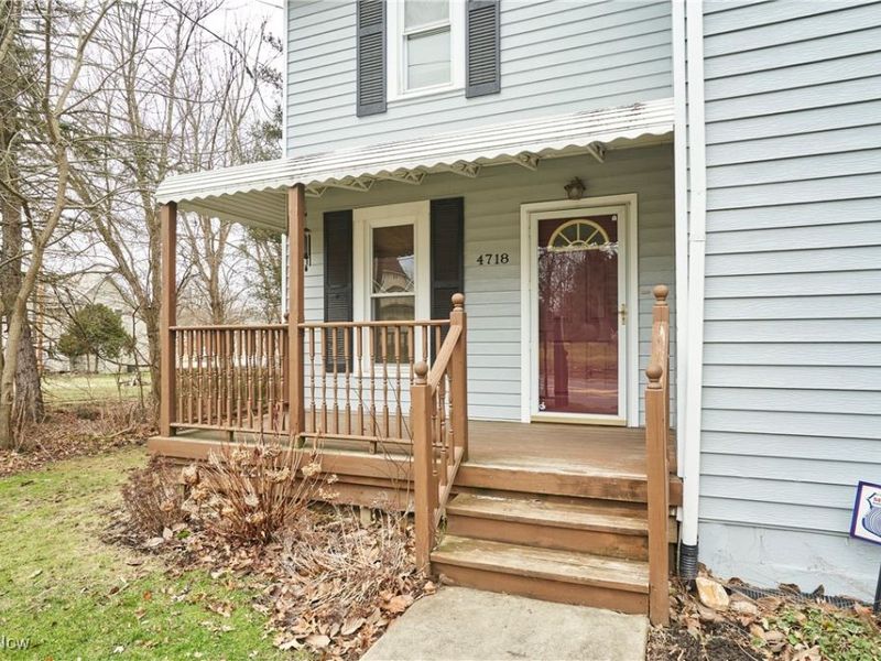 4718 Massillon Road, North Canton, OH 44720 Photo 2