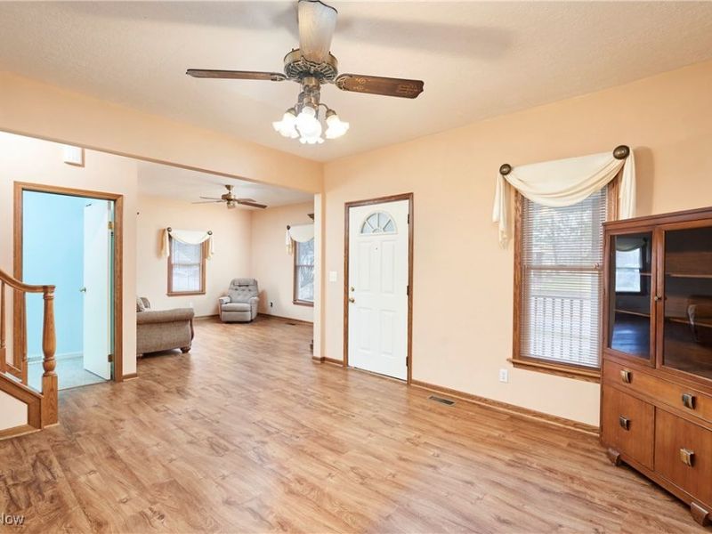 4718 Massillon Road, North Canton, OH 44720 Photo 3