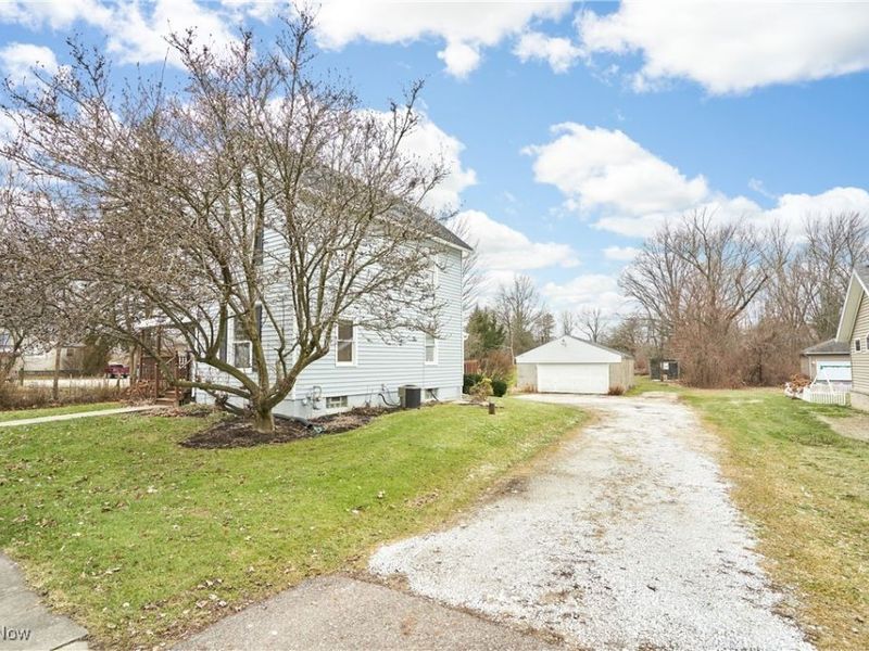 4718 Massillon Road, North Canton, OH 44720 Photo 3