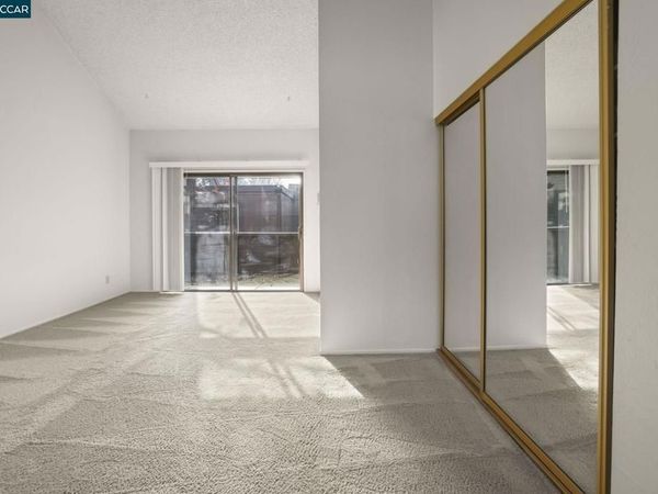 833 Camelback Pl, Pleasant Hill, CA 94523