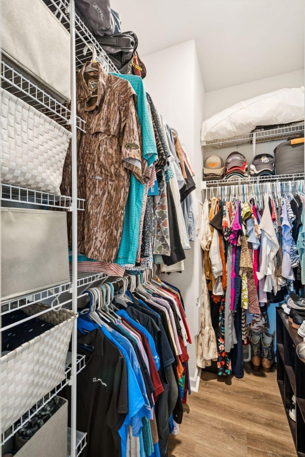 403 N Commodore Way Photo 27