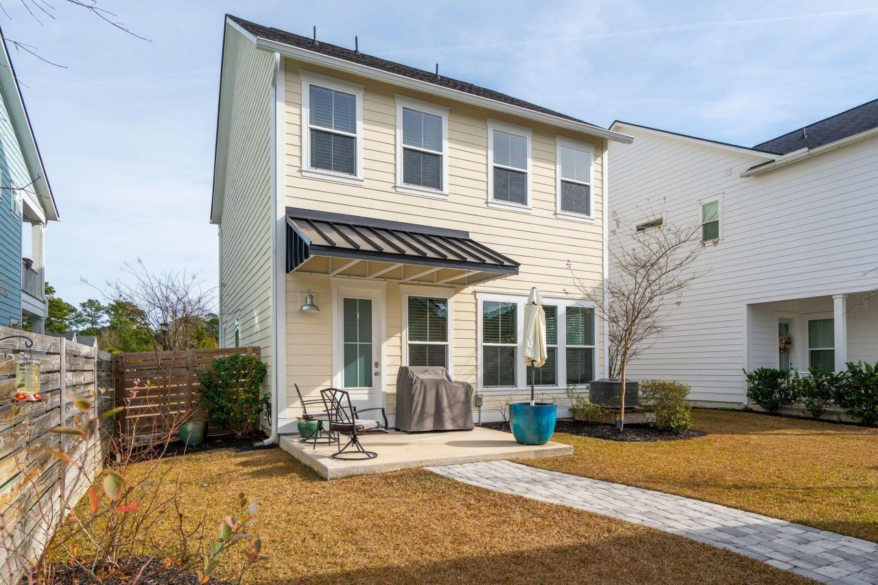 403 N Commodore Way Photo 40