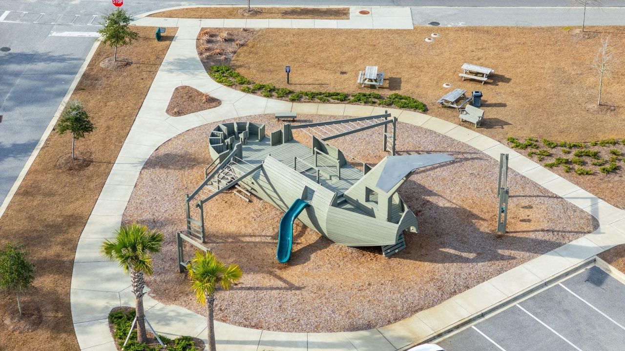 403 N Commodore Way Photo 50