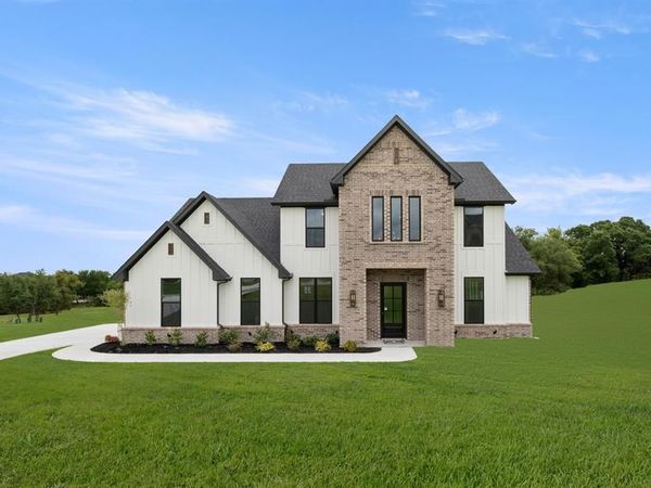 127 Oak Meadow Lane, Weatherford, TX 76085