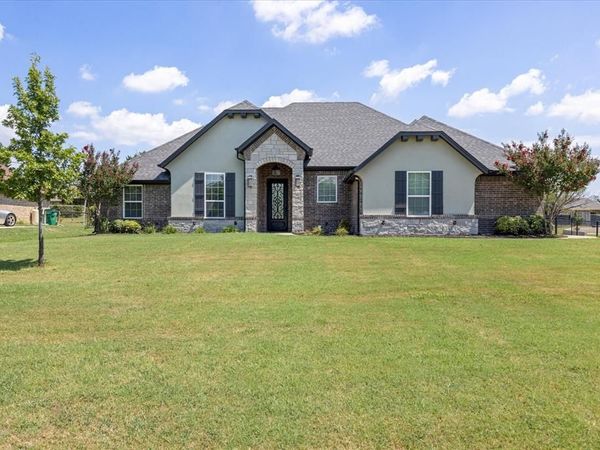 3711 Lonesome Creek Road, Granbury, TX 76049
