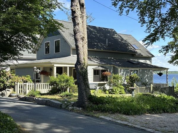 13 Pine Bluff, Lakeville, MA 02347