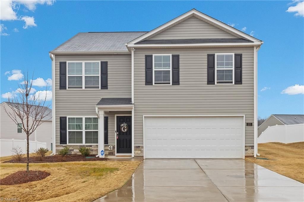 221 Rose Wind Way, Mayodan, NC 27027 Main Photo