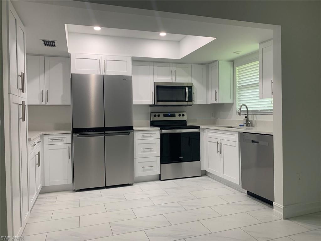 310 Carnaby Ct, Naples, FL 34112 Photo
