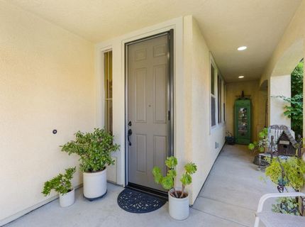 1329 Marseille Ln, Roseville, CA 95747 Photo