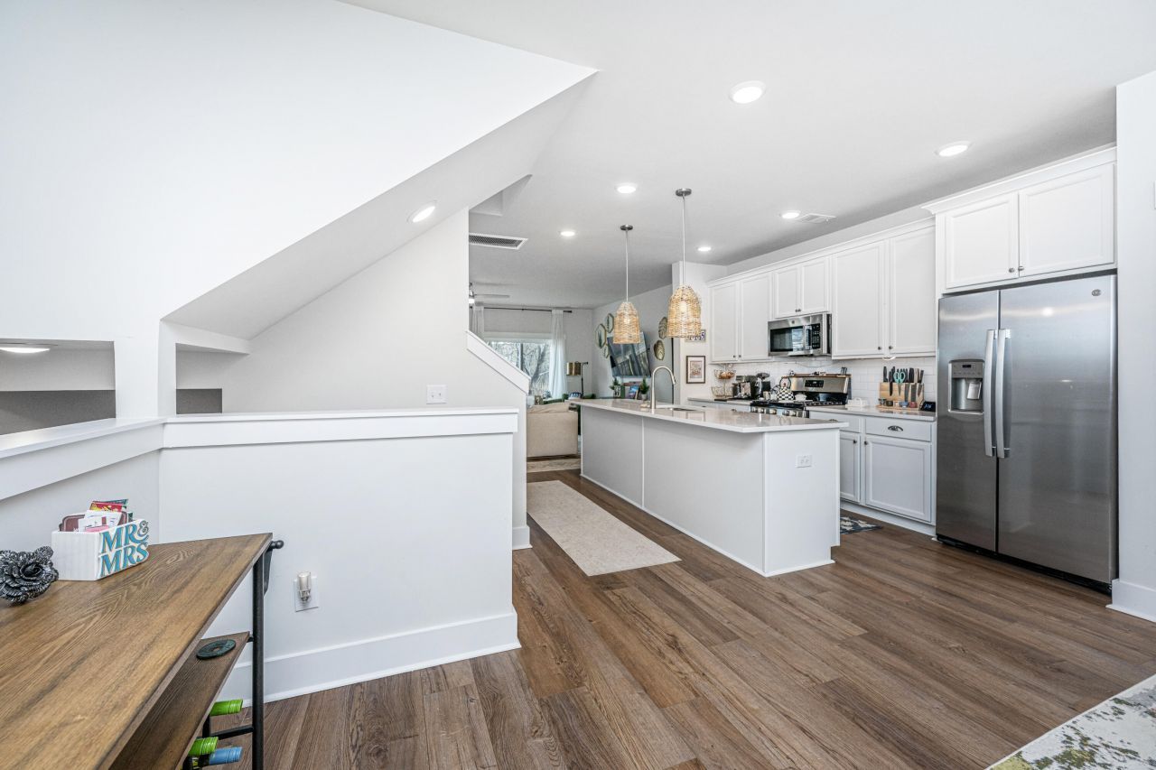 1015 Pettiford Place Photo 14