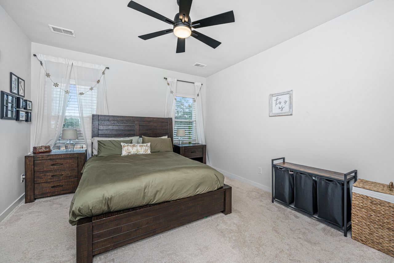 1015 Pettiford Place Photo 22