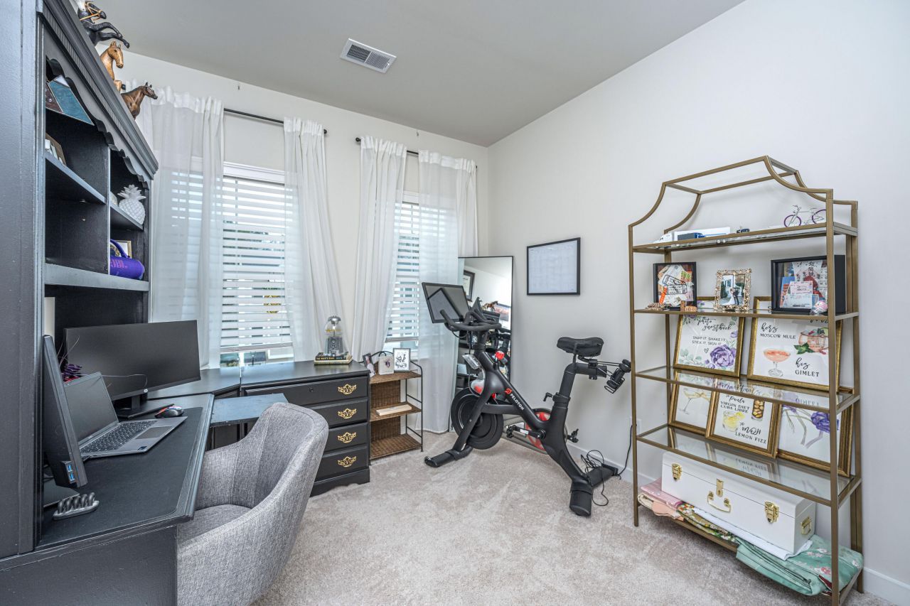 1015 Pettiford Place Photo 29