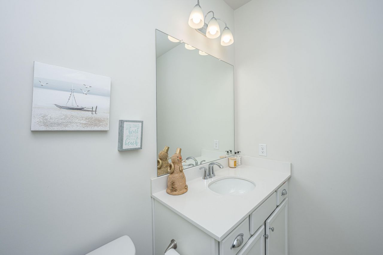 1015 Pettiford Place Photo 31