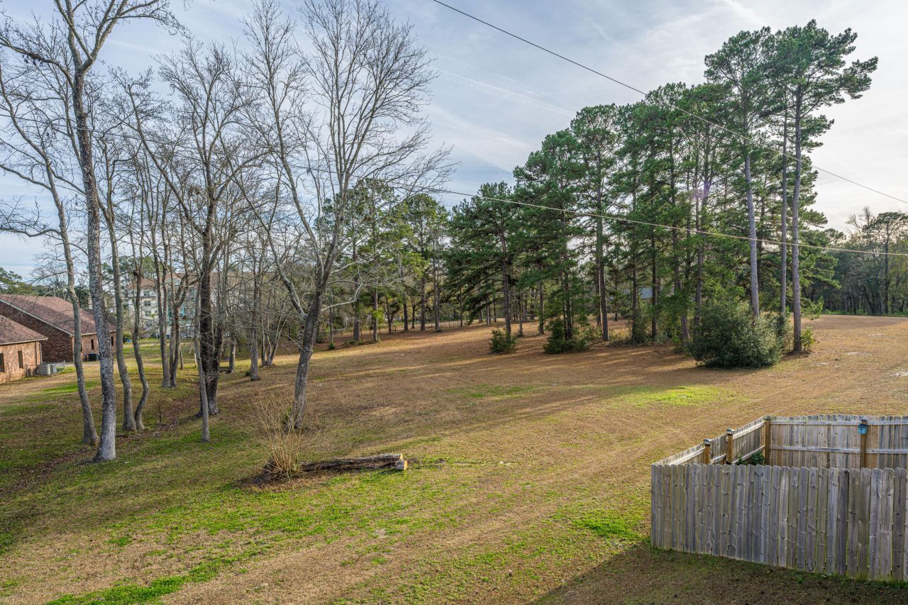 1015 Pettiford Place Photo 36