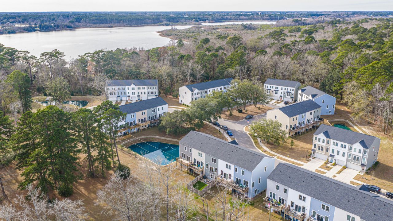 1015 Pettiford Place Photo 51