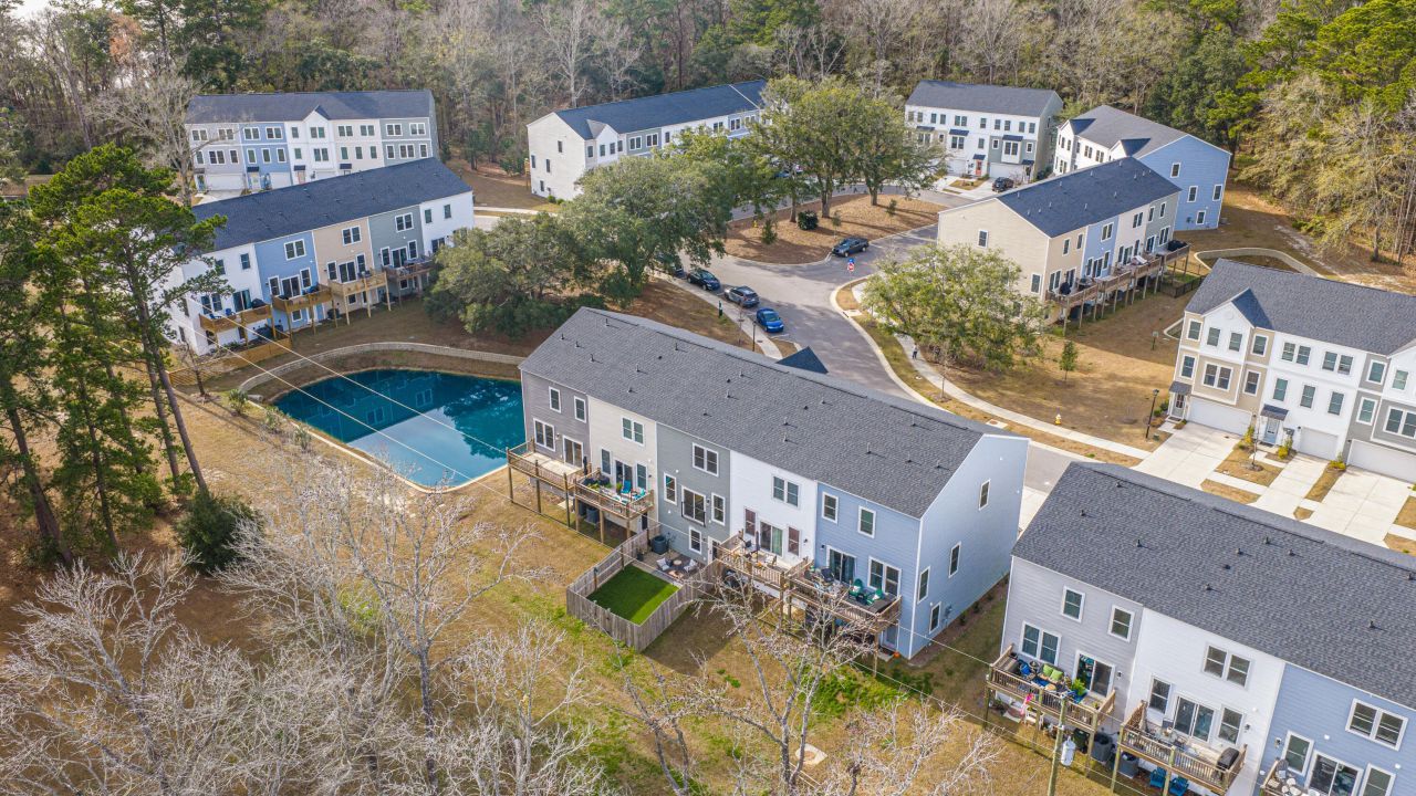 1015 Pettiford Place Photo 53