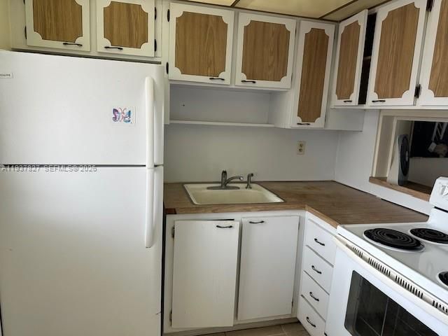 2949 Point East Dr, Unit B304, Aventura, FL 33160 Photo