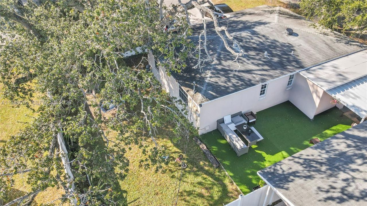 709 SW 7th Ave, Unit A, Hallandale Beach, FL 33009 Photo