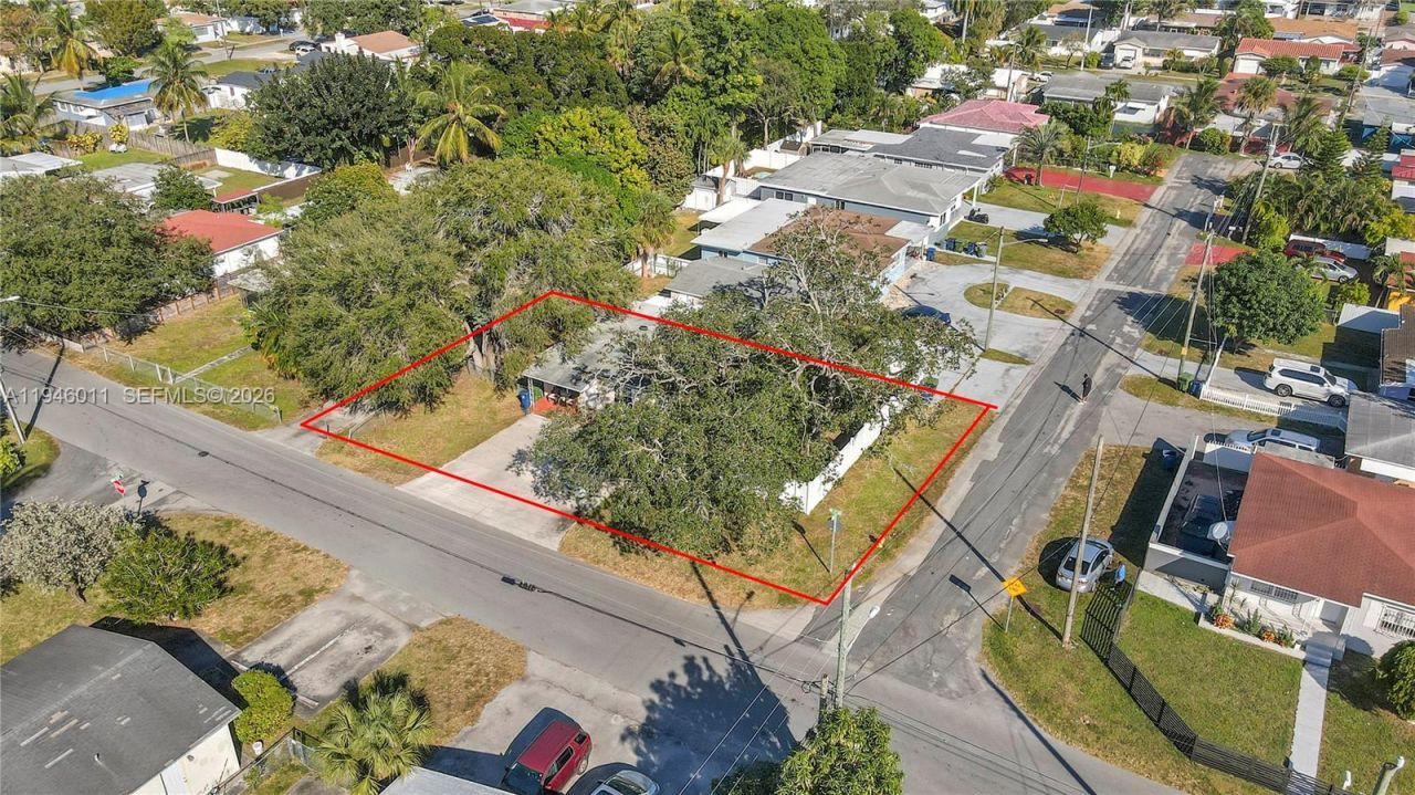 709 SW 7th Ave, Unit A, Hallandale Beach, FL 33009 Photo