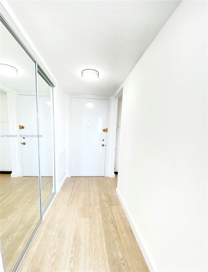 1200 NE Miami Gardens Dr , Unit 1020W, Miami, FL 33179 Photo