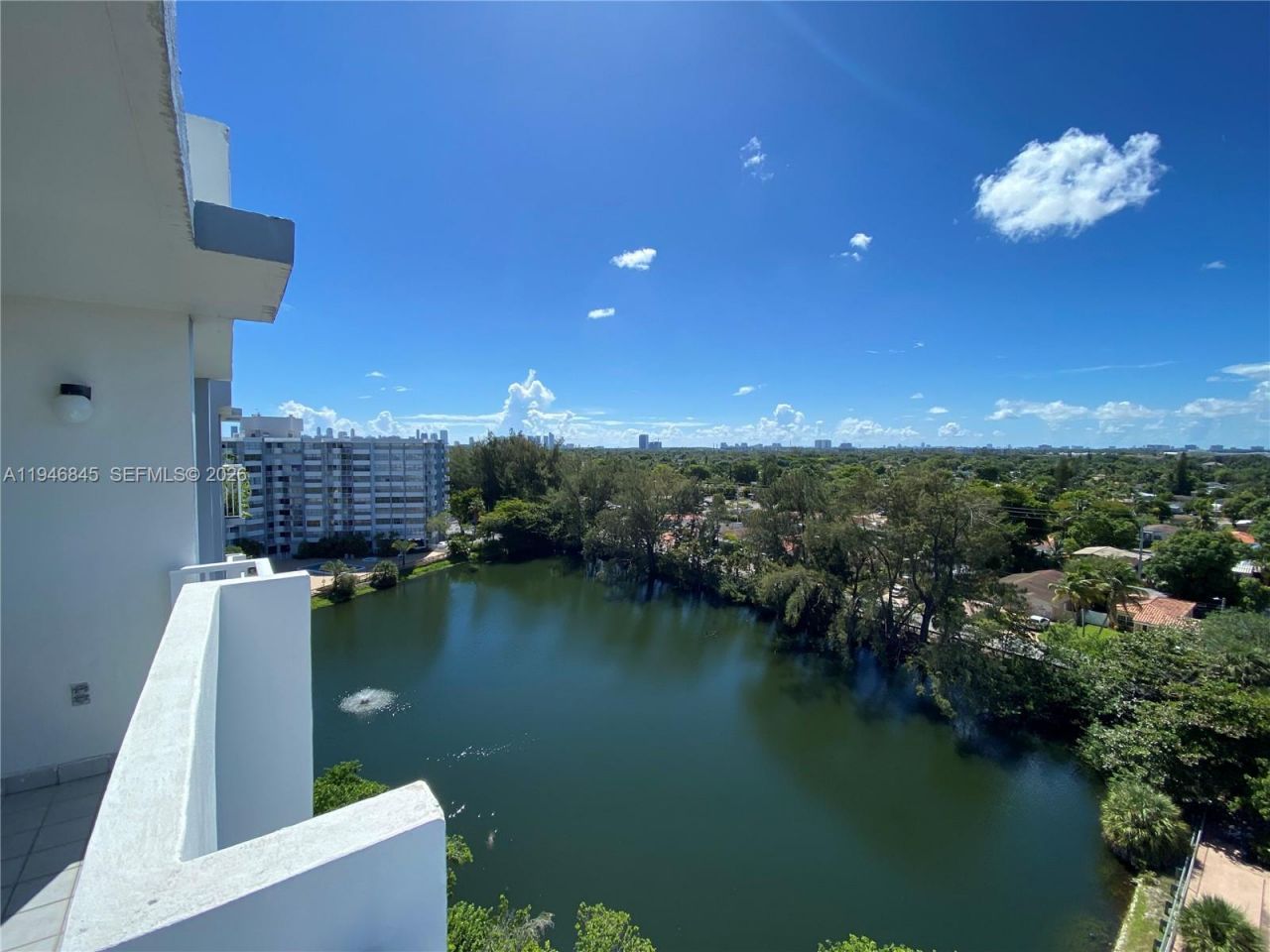 1200 NE Miami Gardens Dr , Unit 1020W, Miami, FL 33179 Photo