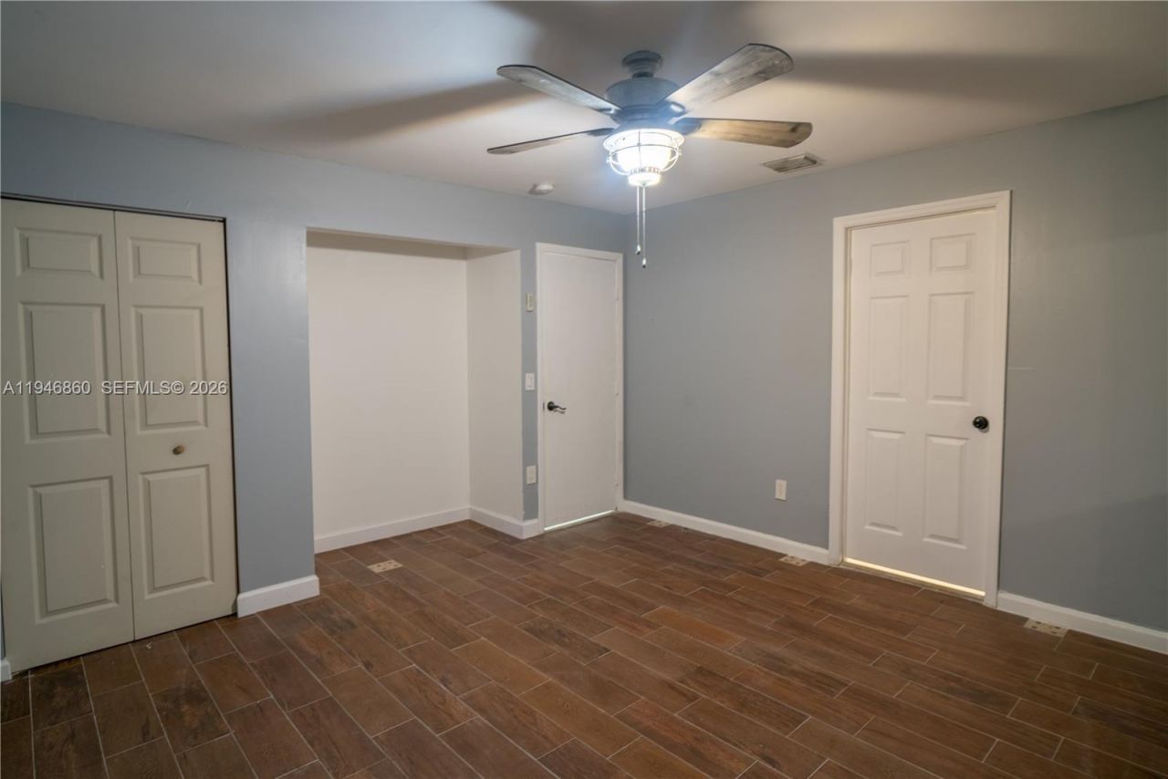 2421 SW 84th Ter, Miramar, FL 33025 Photo