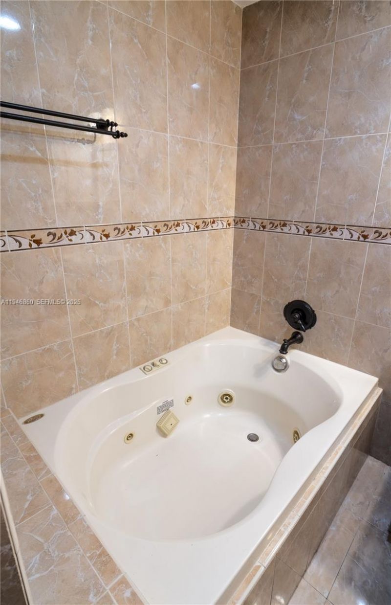 2421 SW 84th Ter, Miramar, FL 33025 Photo