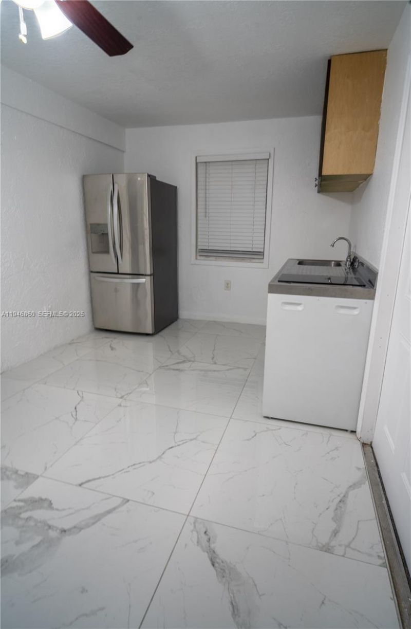 2421 SW 84th Ter, Miramar, FL 33025 Photo