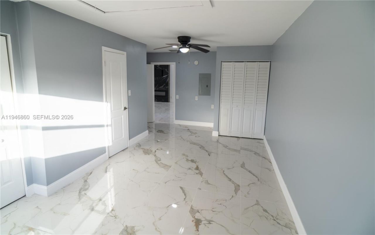 2421 SW 84th Ter, Miramar, FL 33025 Photo