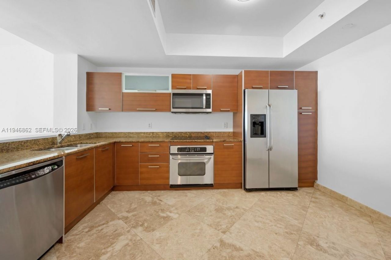 3330 NE 190th St, Unit 1912, Aventura, FL 33180 Photo