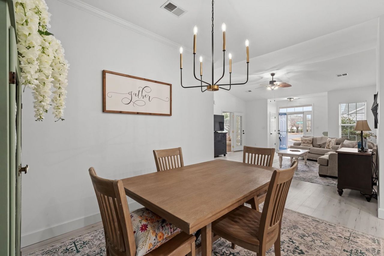 420 Warrington Way Photo 18