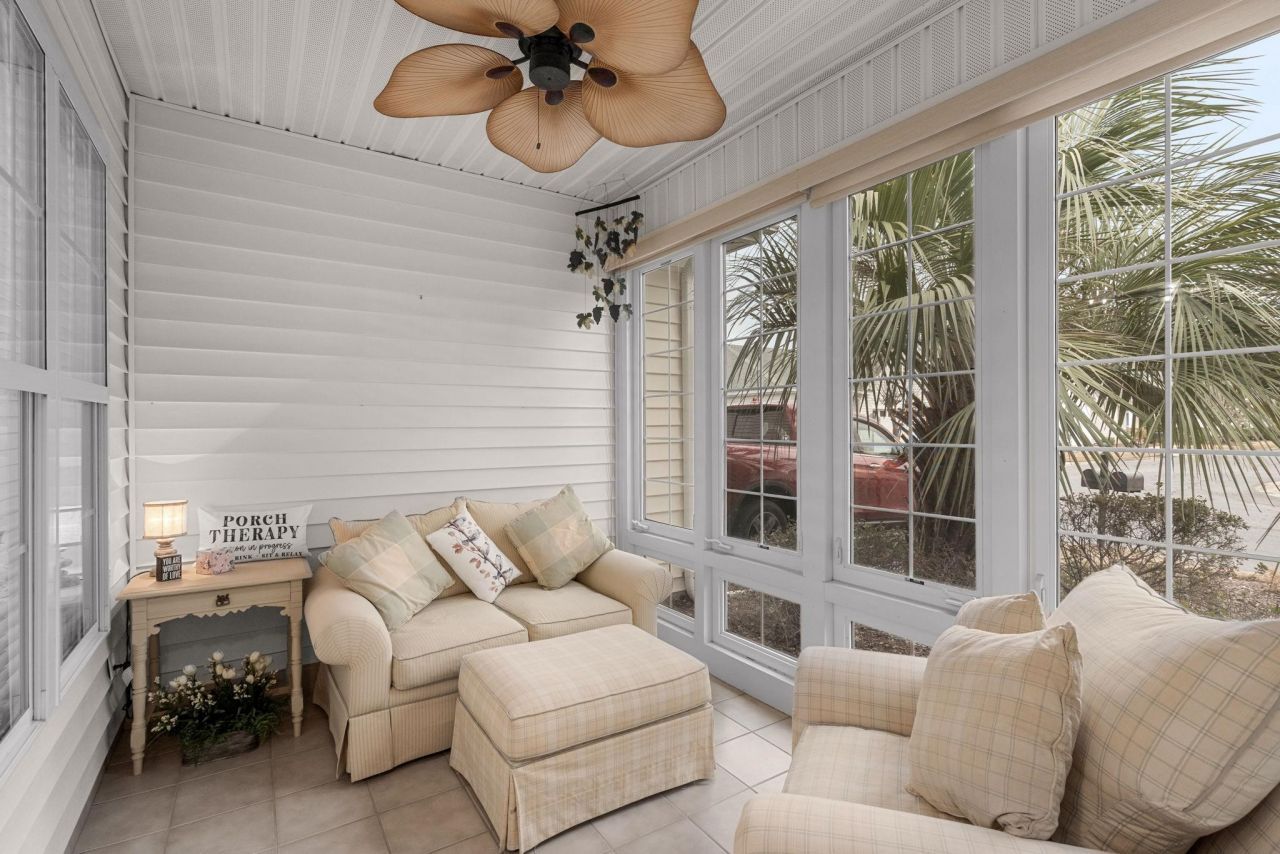 420 Warrington Way Photo 19