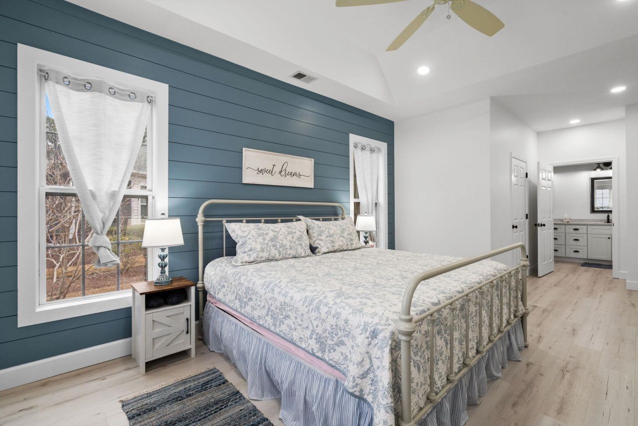 420 Warrington Way Photo 20