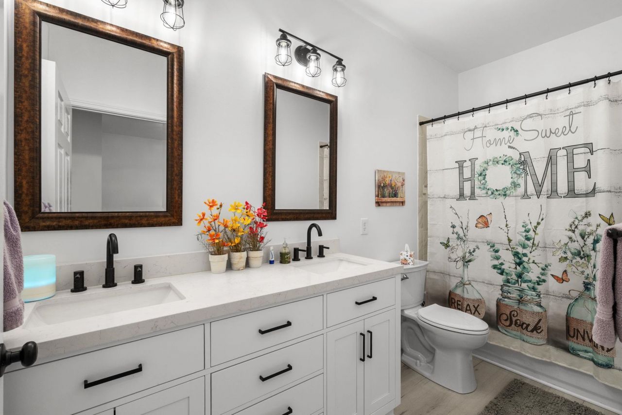 420 Warrington Way Photo 25