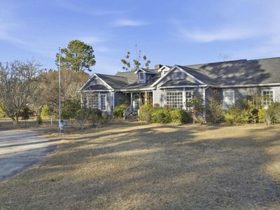 485 Carolina Dr., Loris, SC 29569