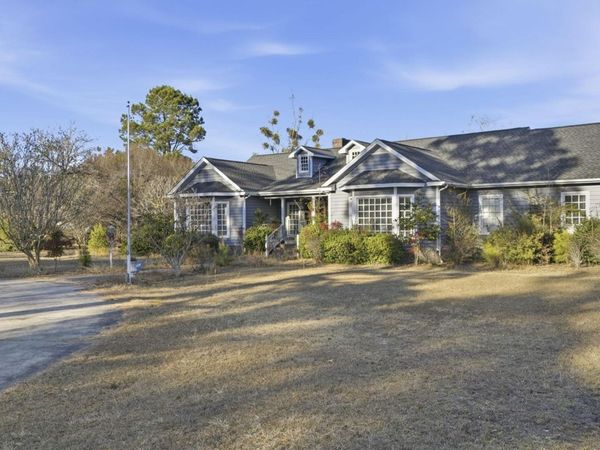 485 Carolina Dr., Loris, SC 29569
