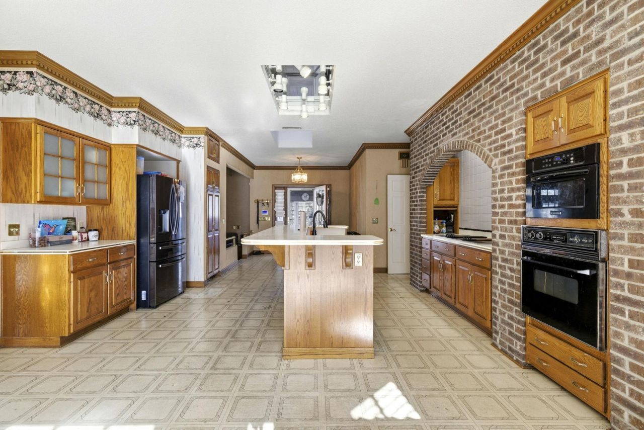 485 Carolina Dr. Photo 13