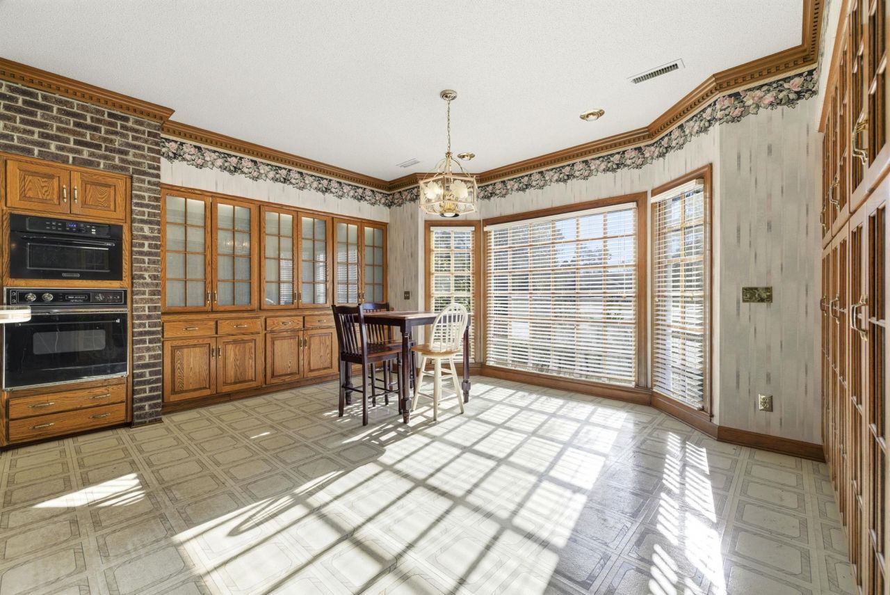 485 Carolina Dr. Photo 15