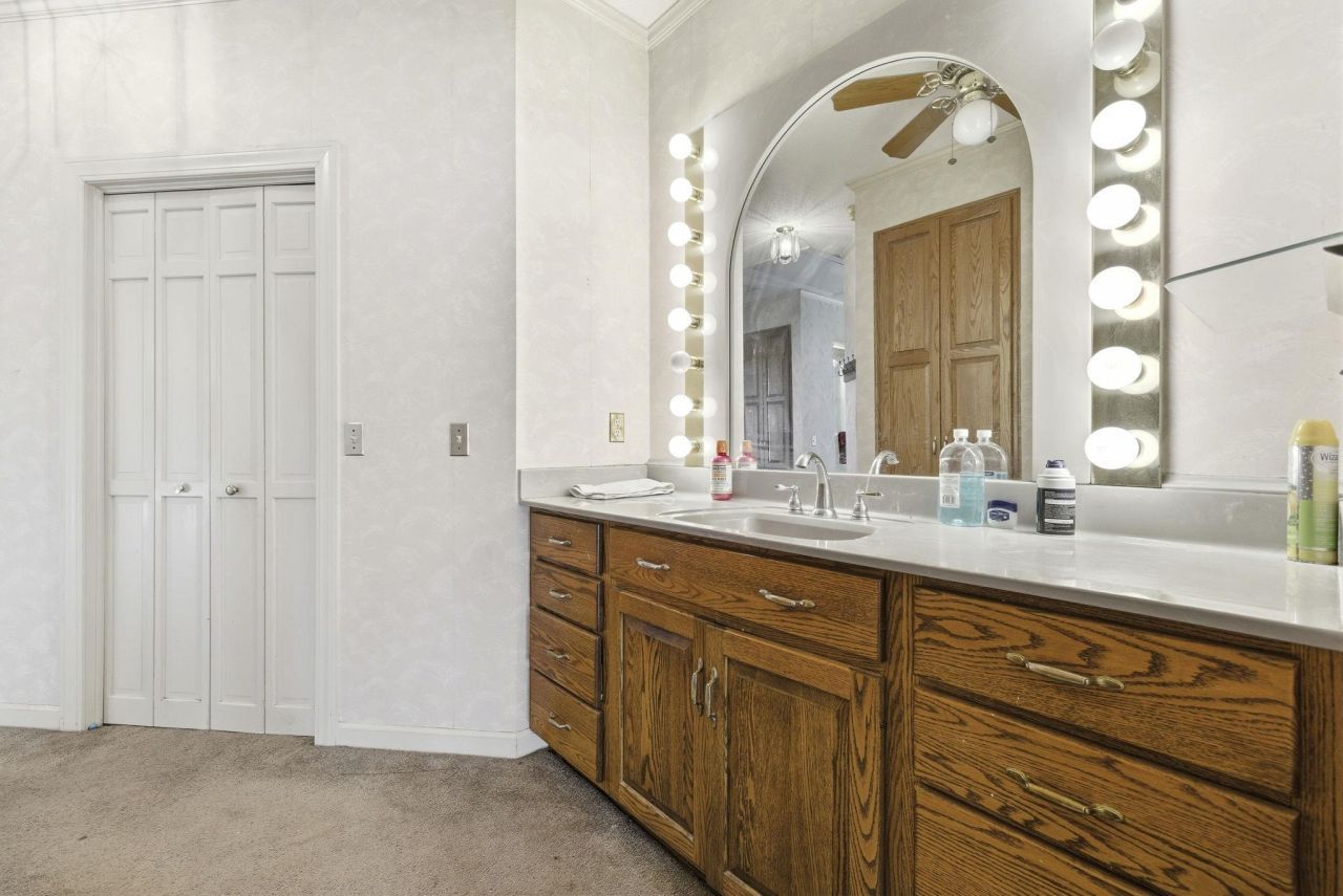 485 Carolina Dr. Photo 26