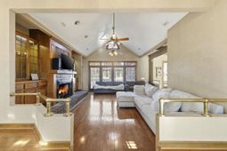 485 Carolina Dr. photo 4