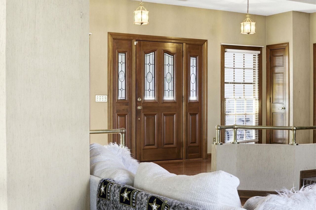 485 Carolina Dr. Photo 7