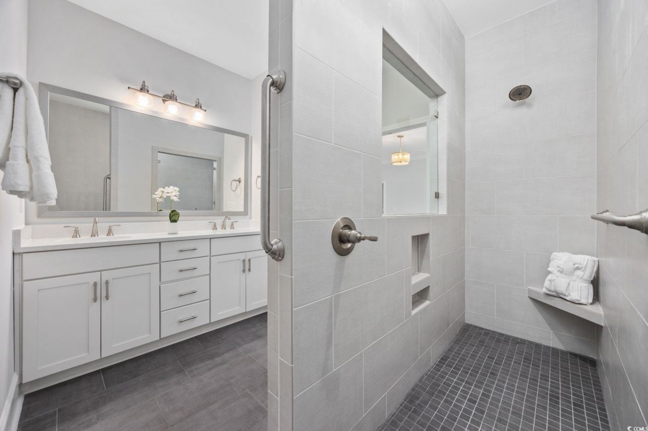 150 Black Water Dr. Photo 18