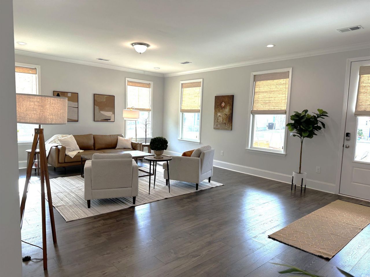 150 Black Water Dr. Photo 5