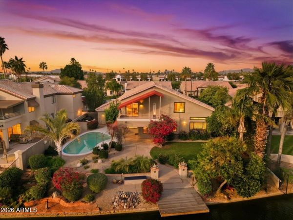 1819 E CATAMARAN Drive, Gilbert, AZ 85234