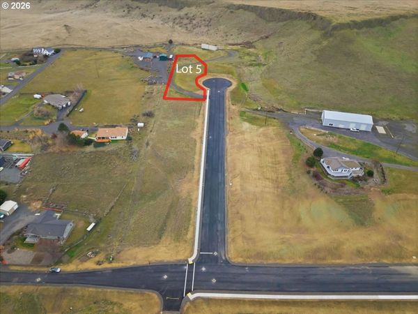 W 2nd Street, Unit 5, Arlington, OR 97812