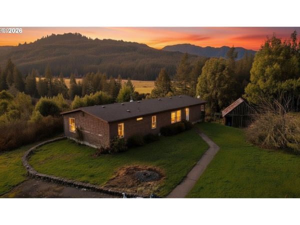 41308 S POWERS RD, Powers, OR 97466