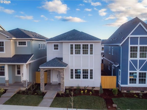 16878 SW Cairn LN, King City, OR 97140